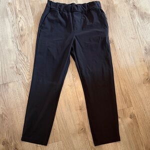 Vuori women’s joggers